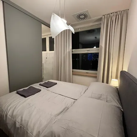 Apartmán Main Center - Luxury - Free Parking - View *